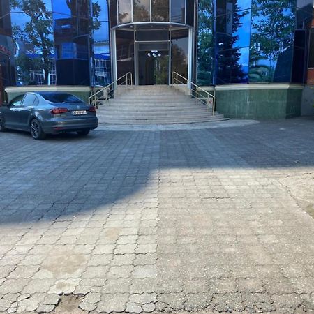 Hotel Genatsvale Batumi Exterior photo