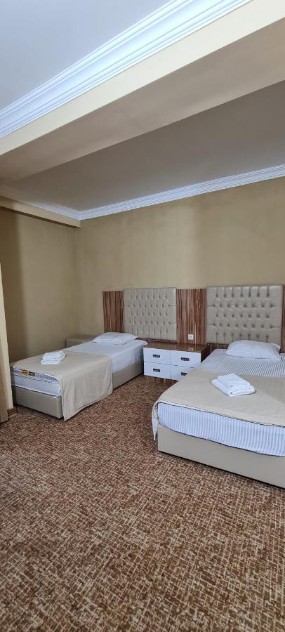 Hotel Genatsvale Batumi Exterior photo